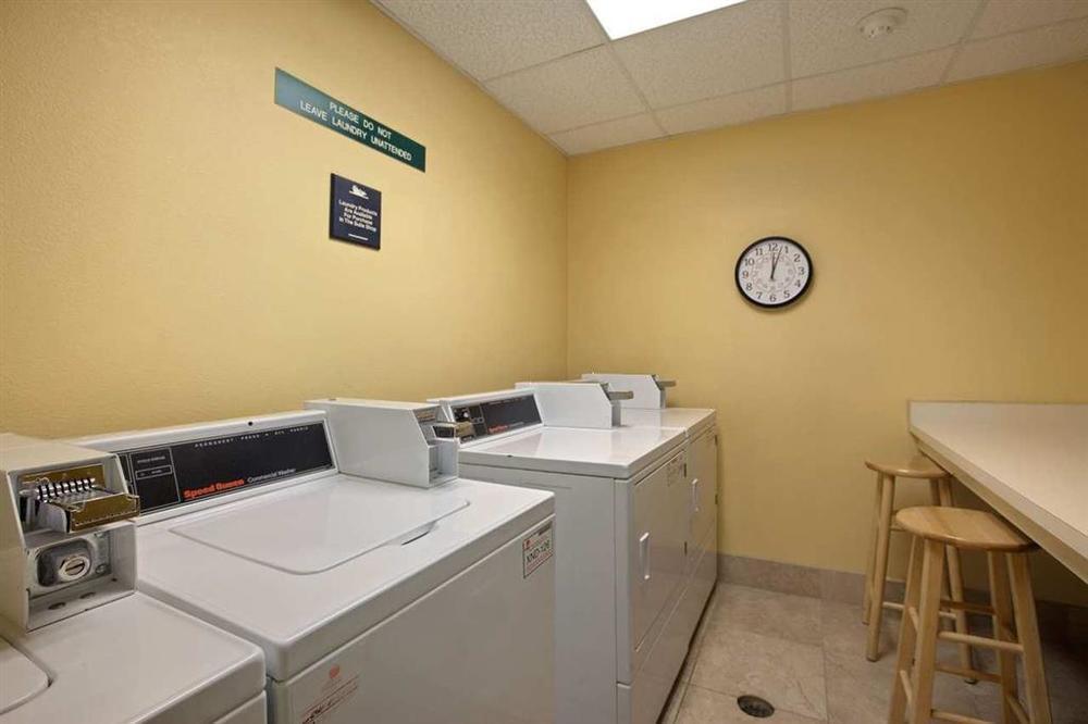 Mainstay Suites Phoenix North Facilidades foto